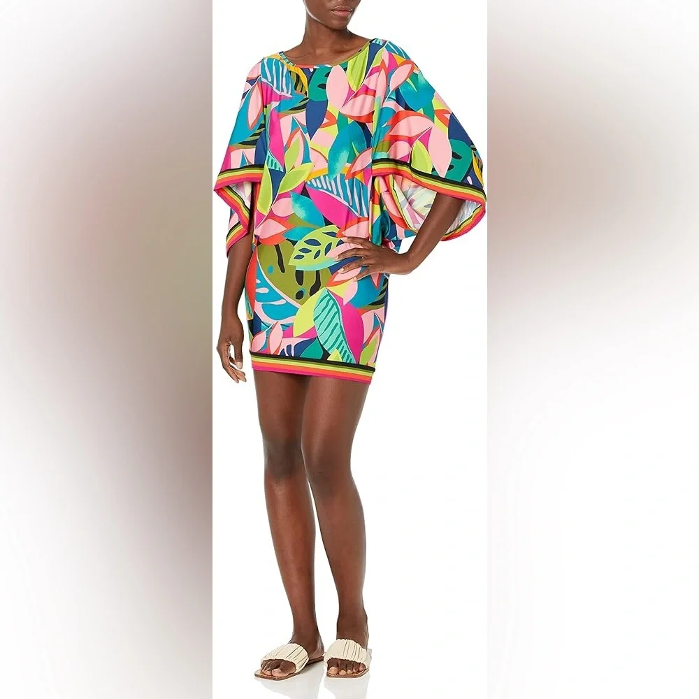 Trina Turk Rain Forest Swim Cover-Up Tunic in Green
Multi, Small - Picture 2 of 13